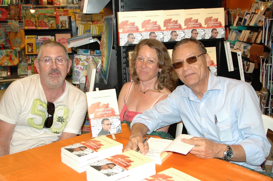 Débat-dédicace à la libairie Autrement à Saint-Pierre